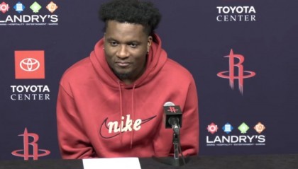 体育资讯-卡佩拉：投三分是教练特意画的战术 绝对是我生涯最棒的时刻之一