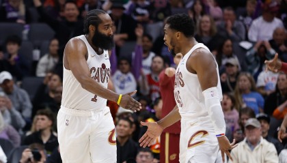 体育直播-骑士VS独行侠首发：米切尔、哈登、埃利斯、韦德、莫布里