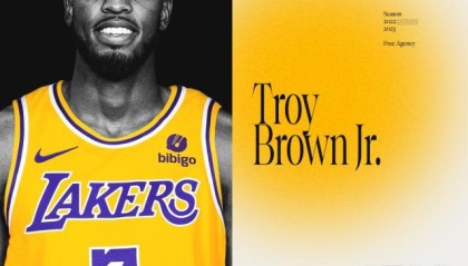 体育直播-四年没打出名头的特洛伊·布朗，来到湖人前景如何？