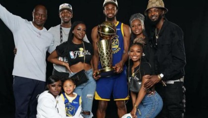 赛事分析-维金斯消失的两个月：勇士暖心保密 如今盼他救主