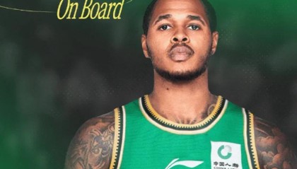 开云官网-辽宁队再换外援，或签38岁老将；赵继伟向球队表忠心