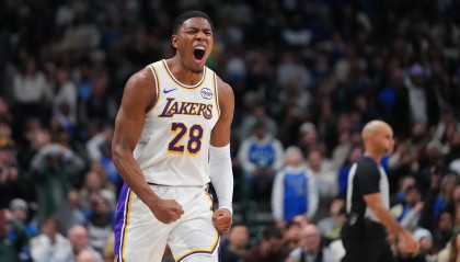 胜负晴雨表！八村垒本赛季得分15+的比赛 湖人10胜1负