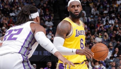 赛事分析-【观察】季前赛令人失望的球队 360湖人只是纸老虎？