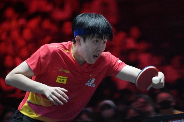 （体育）（1）乒乓球——WTT新加坡大满贯：王楚钦胜宇田幸矢XxjpseC007187_20250202_PEPFN0A001.jpg